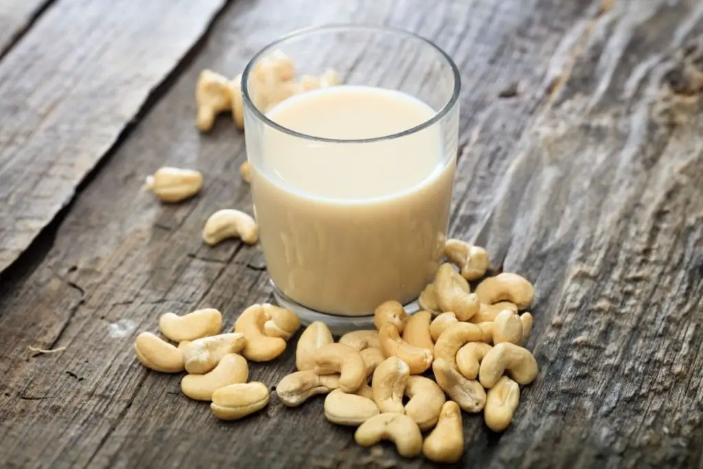 Sustituto de la leche en macarrones con queso