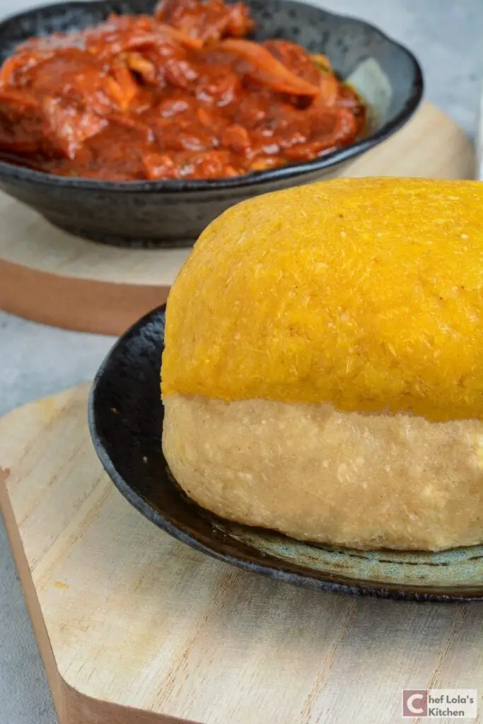 Eba – comida nigeriana Eba – comida nigeriana