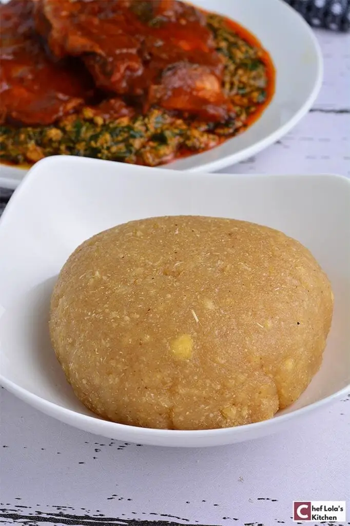 Eba – comida nigeriana Eba – comida nigeriana