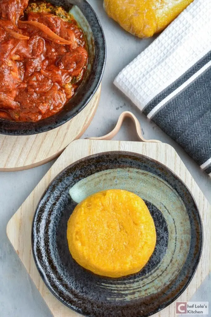 Eba – comida nigeriana Eba – comida nigeriana