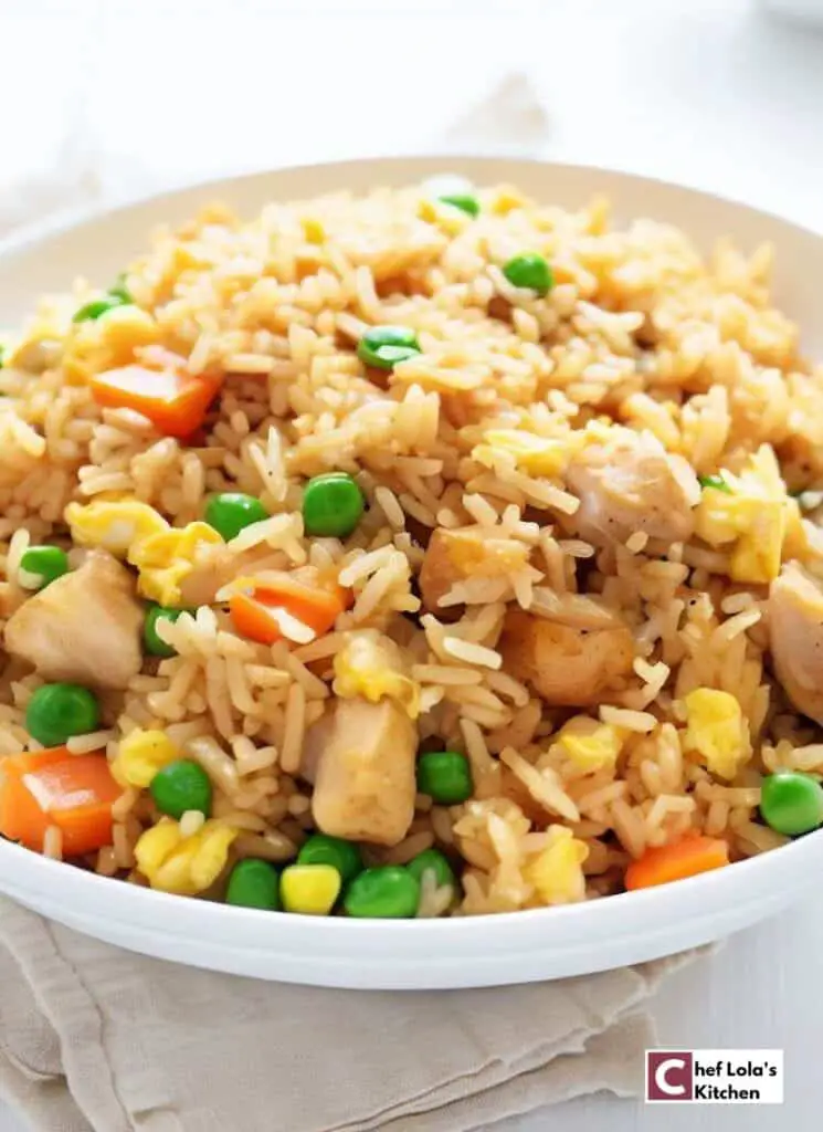 Arroz frito con pollo fácil en una olla Arroz frito con pollo fácil en una olla