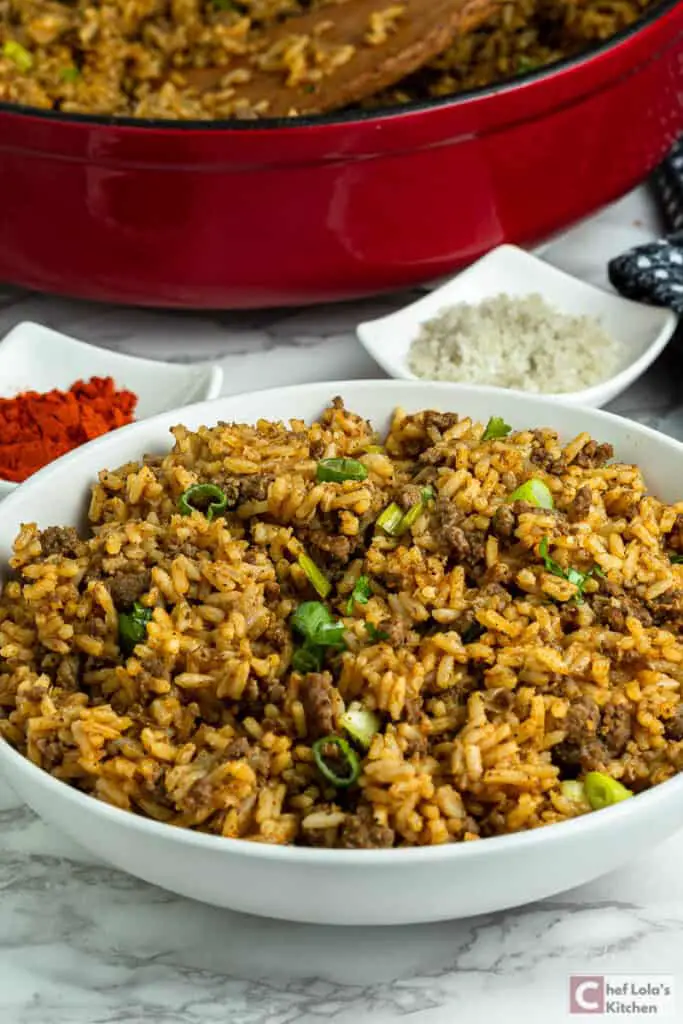 Arroz sucio con chorizo ​​y carne picada
