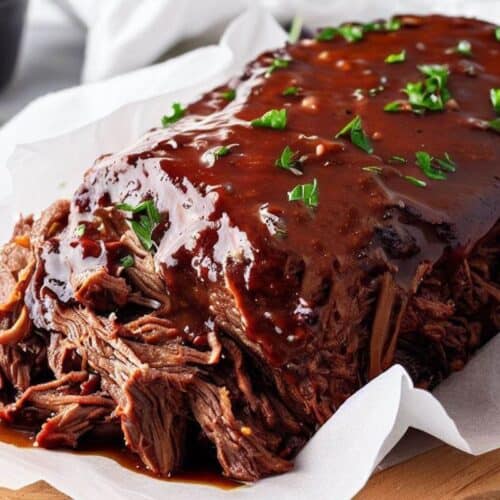 Receta de pechuga de res en olla de cocción lenta con salsa BBQ Receta de pechuga de res en olla de cocción lenta con salsa BBQ