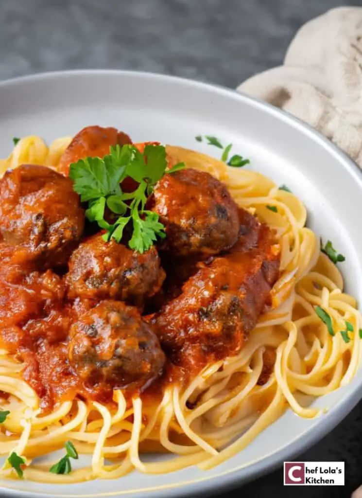 Salsa africana para espaguetis con albóndigas Salsa africana para espaguetis con albóndigas