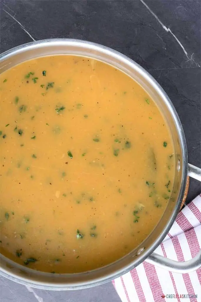 Cómo hacer salsa de pavo con la grasa Cómo hacer salsa de pavo con la grasa