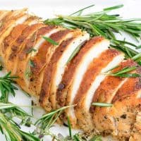 Pechuga de pavo asada al horno perfectamente jugosa Pechuga de pavo asada al horno perfectamente jugosa