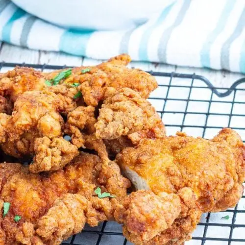 Pechuga de pollo frita crujiente Pechuga de pollo frita crujiente