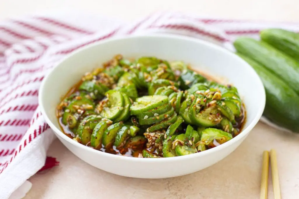 30 recetas de pepino que te harán decir: "¡Es una verdura genial!" 30 recetas de pepino que te harán decir: "¡Es una verdura genial!"