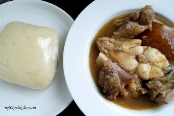 Afia Efere (sopa blanca) Afia Efere (sopa blanca)