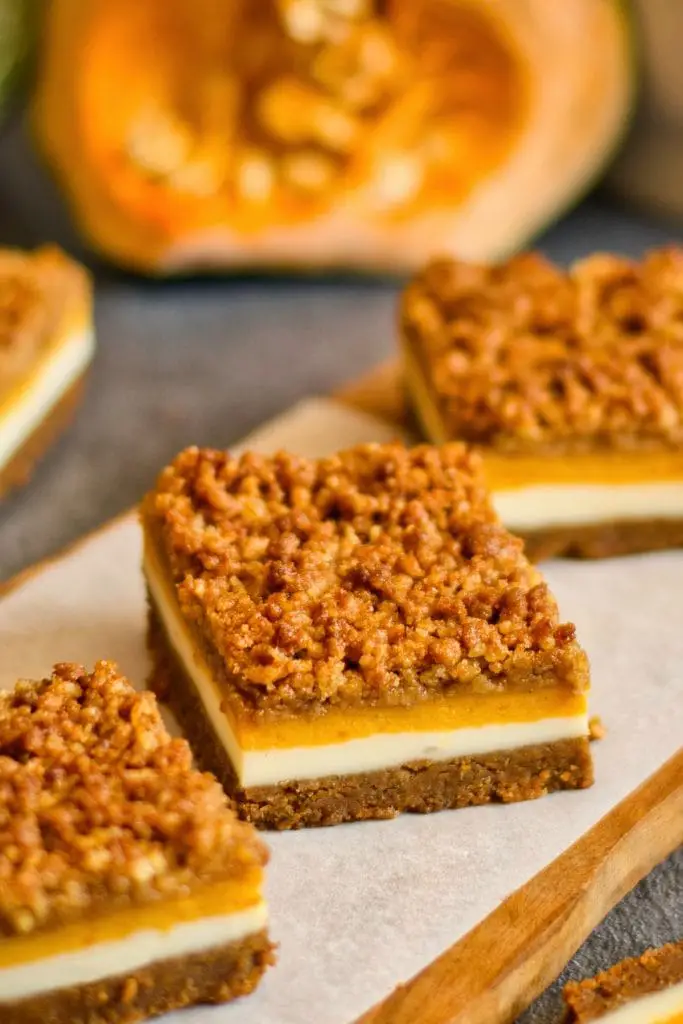 Barras veganas de tarta de queso y calabaza (con galletas Lotus Biscoff)