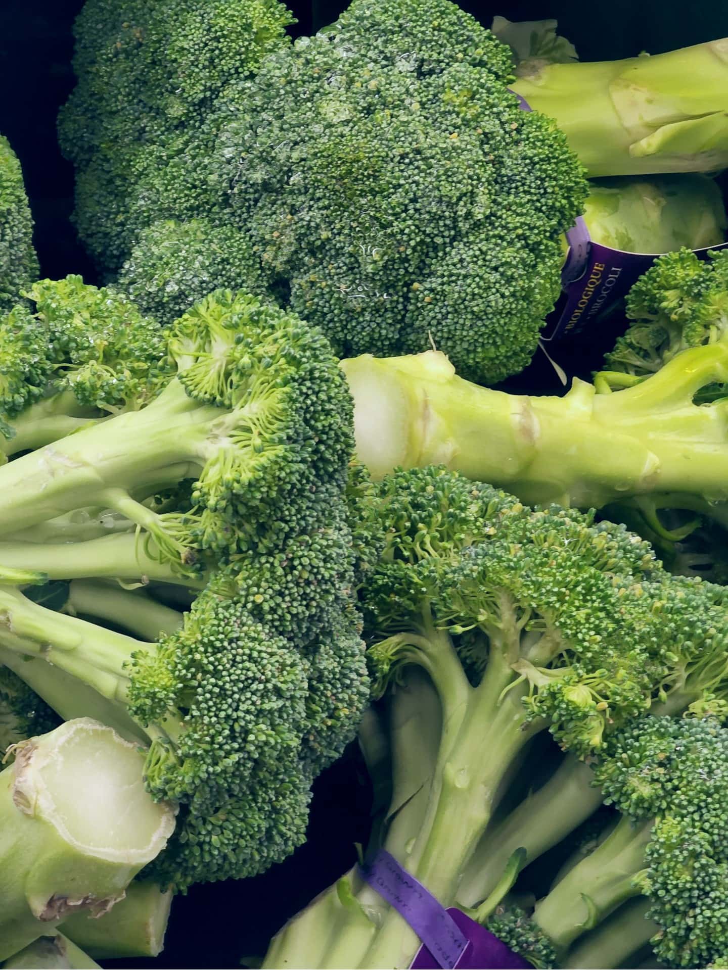 Cómo cortar brócoli Cómo cortar brócoli