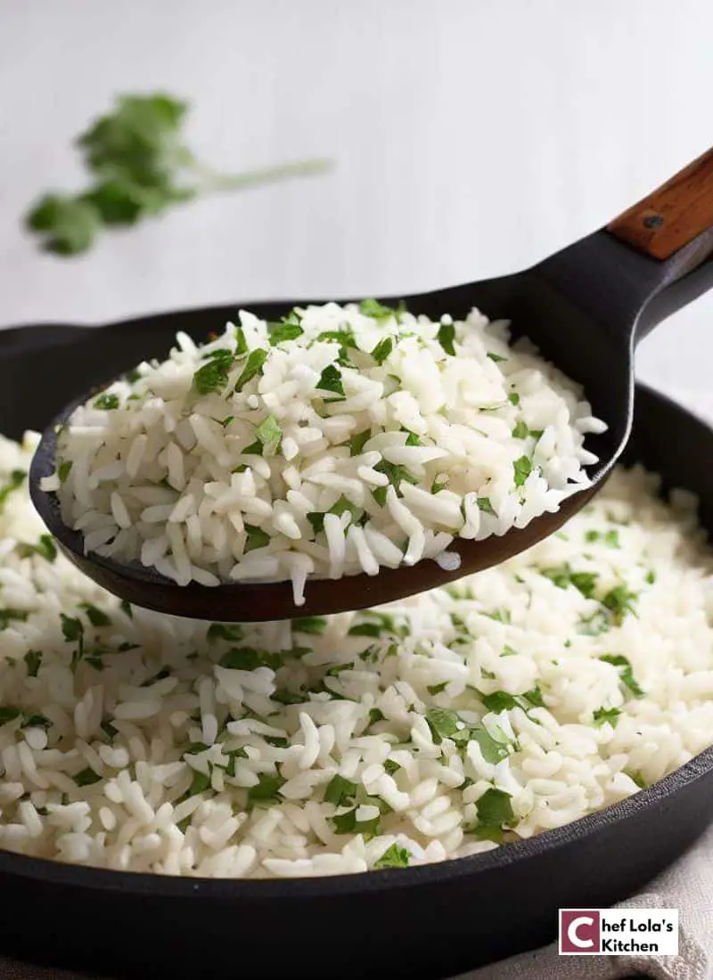 Receta de arroz con lima y cilantro estilo chipotle