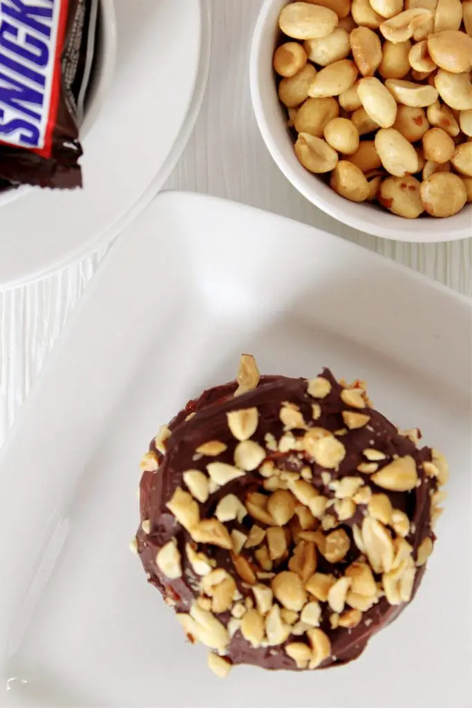 Las mejores donas horneadas caseras: Krispy Kreme Snickers Donuts