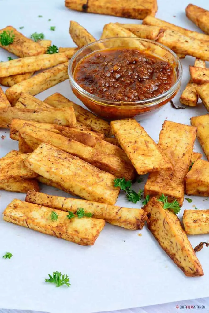 Papas fritas taro: horneadas y fritas