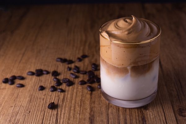 Por qué el café batido Dalgona es tan espumoso Por qué el café batido Dalgona es tan espumoso