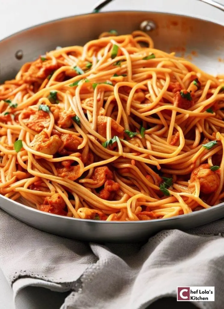 Receta casera de espaguetis con pollo picante Receta casera de espaguetis con pollo picante