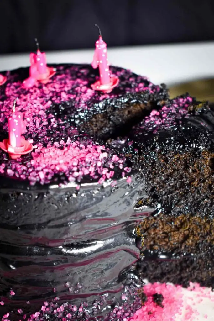 Receta de pastel húmedo de terciopelo negro para Halloween Receta de pastel húmedo de terciopelo negro para Halloween