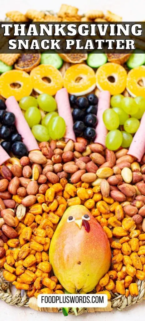 Tabla de embutidos de pavo de Acción de Gracias Tabla de embutidos de pavo de Acción de Gracias