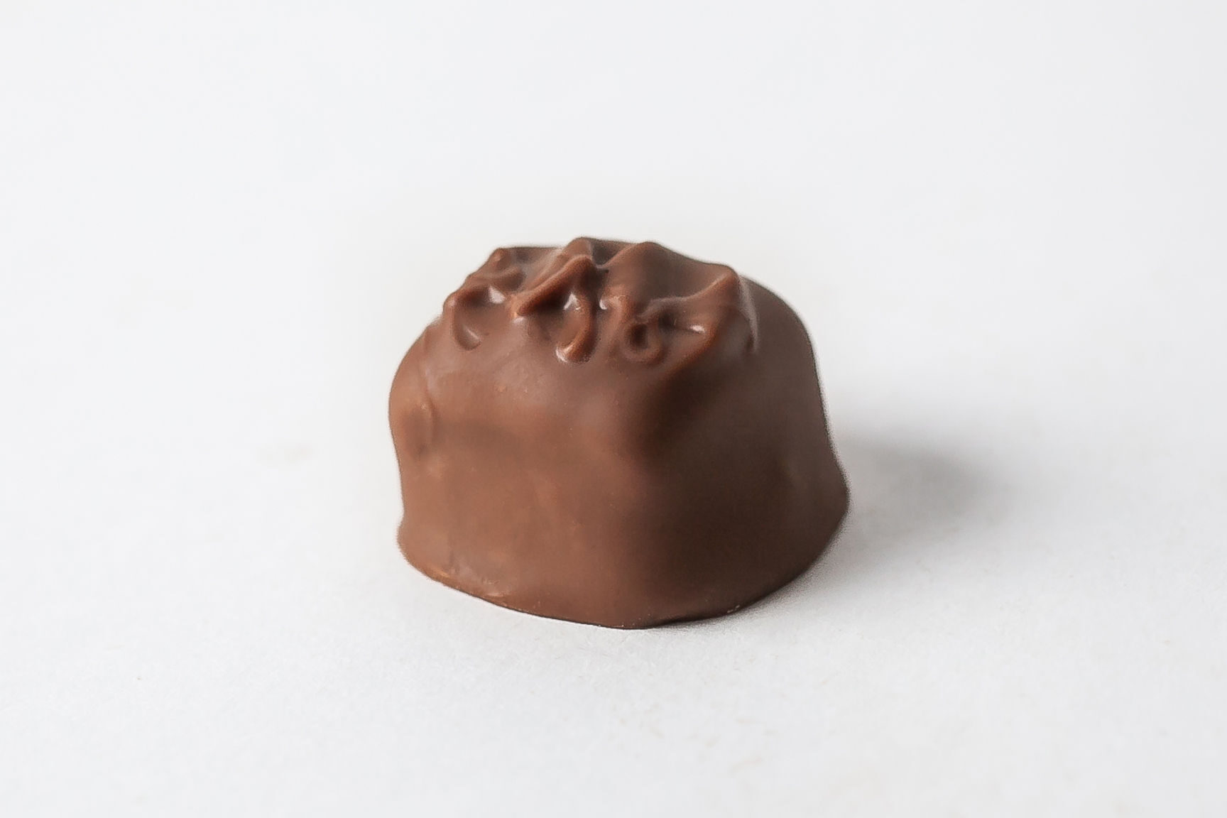 Delicioso dulce de chocolate y maní Delicioso dulce de chocolate y maní