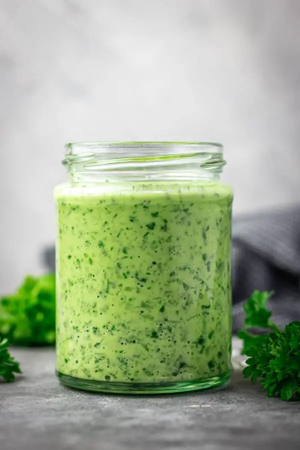 Receta de salsa verde (condimento verde)
