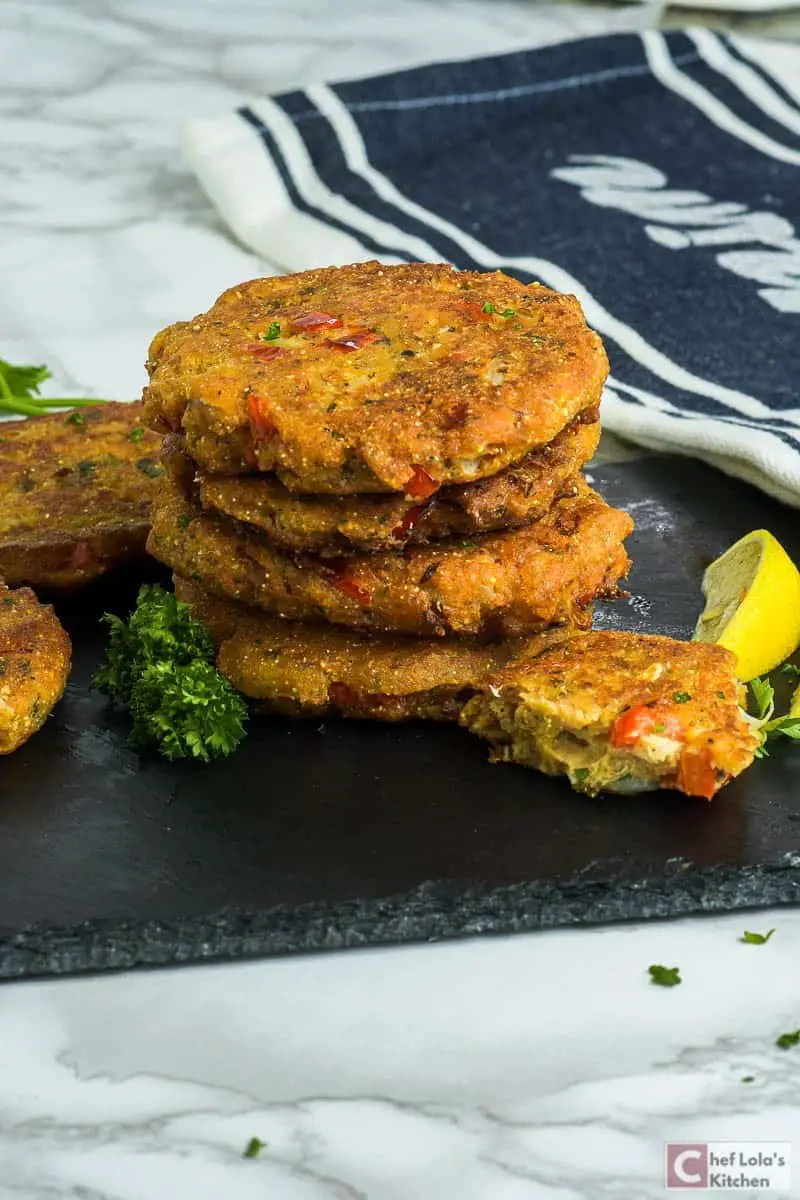 Cómo preparar croquetas de salmón al estilo sureño Cómo preparar croquetas de salmón al estilo sureño