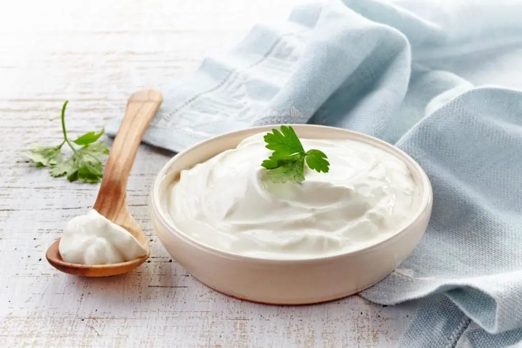 ¿Puedes calentar crema agria en el microondas? ¡Todo lo que debes saber! ¿Puedes calentar crema agria en el microondas? ¡Todo lo que debes saber!